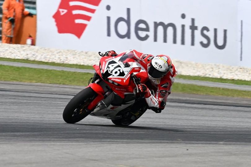 Hasil Race 1 ARRC SS600 Jepang 2026: Herjun Atna Firdaus Naik Podium, Hikari Okubo Raih Kemenangan Hasil Race 1 ARRC SS600 Jepang 2026: Herjun Atna Firdaus Naik Podium, Hikari Okubo Raih Kemenangan