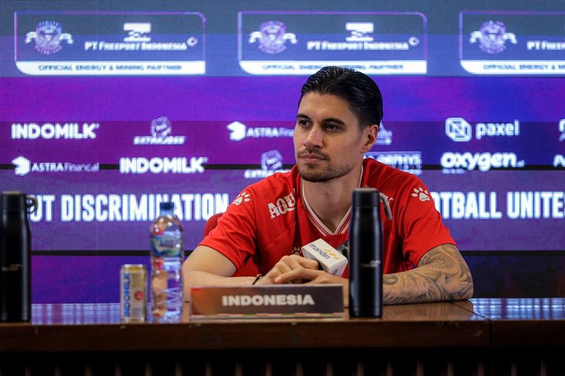 John Herdman Bongkar Alasan Jadikan Kevin Diks Bek Sayap di Timnas Indonesia, Nilai Dony Tri Bisa Main di Kedua Sisi Sayap John Herdman Bongkar Alasan Jadikan Kevin Diks Bek Sayap di Timnas Indonesia, Nilai Dony Tri Bisa Main di Kedua Sisi Sayap
