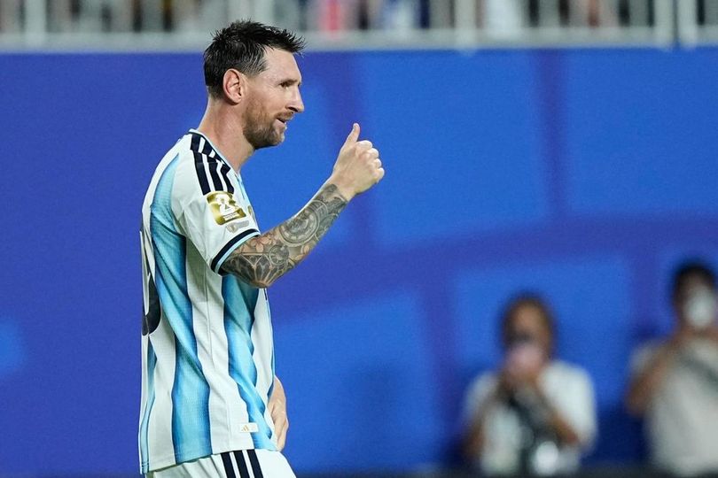 Lionel Messi Tak Terbendung! Hattrick ke Gawang Aljazair Buktikan Kelas Sang Kapten Lionel Messi Tak Terbendung! Hattrick ke Gawang Aljazair Buktikan Kelas Sang Kapten