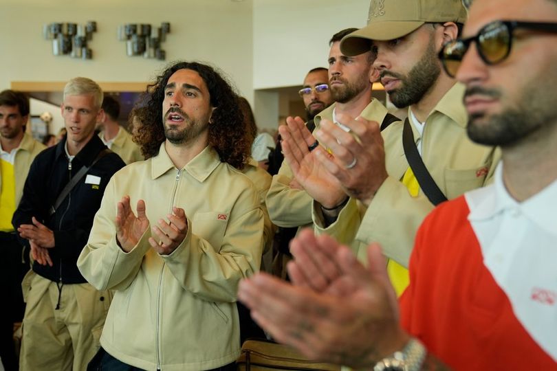 Marc Cucurella Bawa Jimat Unik ke Piala Dunia 2026: Piyama Sang Istri Jadi Andalan Pembawa Hoki Marc Cucurella Bawa Jimat Unik ke Piala Dunia 2026: Piyama Sang Istri Jadi Andalan Pembawa Hoki