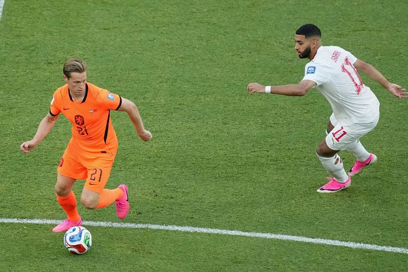Barcelona Bawa Ter Stegen dan De Jong ke Inggris, Ternyata Ada Alasan Khusus Barcelona Bawa Ter Stegen dan De Jong ke Inggris, Ternyata Ada Alasan Khusus