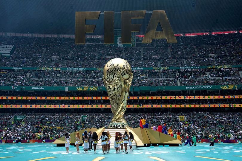 Momen Sakral Dimulainya Piala Dunia 2026: Dibuka Salma Hayek, Bocelli dan EJAE Tampil, dan Lagu Kebangsaan yang Menggetarkan! Momen Sakral Dimulainya Piala Dunia 2026: Dibuka Salma Hayek, Bocelli dan EJAE Tampil, dan Lagu Kebangsaan yang Menggetarkan!