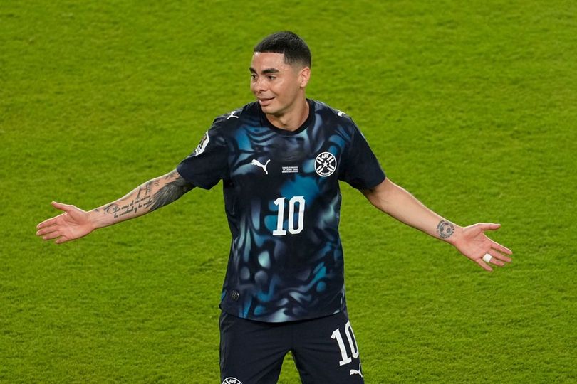 Kenapa Miguel Almiron Dikartu Merah di Laga Turki vs Paraguay? Ini Penyebabnya Kenapa Miguel Almiron Dikartu Merah di Laga Turki vs Paraguay? Ini Penyebabnya