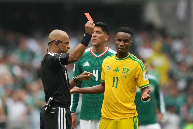 Piala Dunia 2026 Dibuka dengan 3 Kartu Merah, Wasit Makin Tegas? Piala Dunia 2026 Dibuka dengan 3 Kartu Merah, Wasit Makin Tegas?