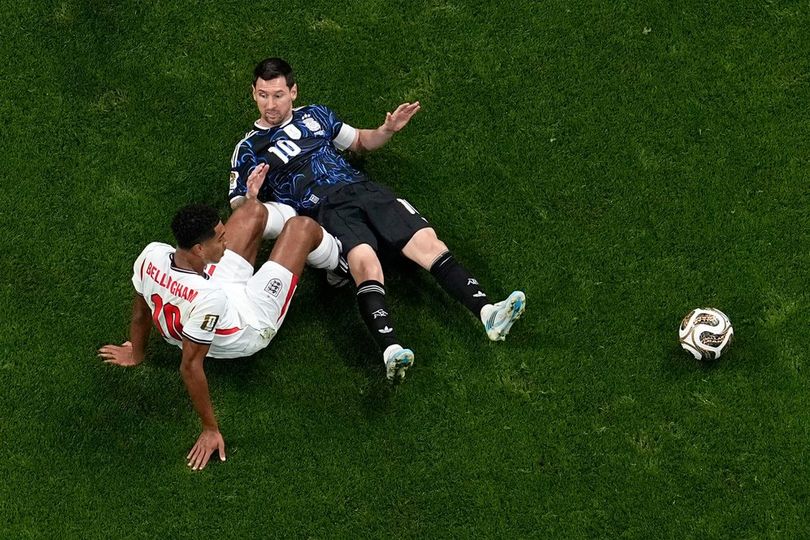 Jude Bellingham Ribut dengan Pemain-pemain Argentina Jude Bellingham Ribut dengan Pemain-pemain Argentina