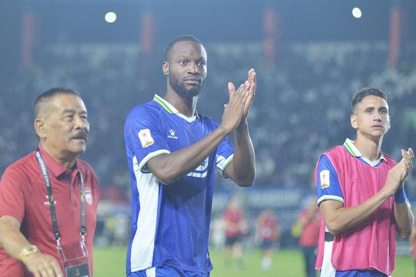 Kesan Mendalam Gabriel Mutombo Usai Debut di Persib: Atmosfer Stadion Sangat Gila! Kesan Mendalam Gabriel Mutombo Usai Debut di Persib: Atmosfer Stadion Sangat Gila!