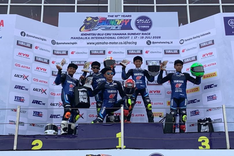Persaingan Ketat Jallu Vesgio dan Kenzie Akbar di R15 Junior Pro Yamaha Sunday Race 2026 Persaingan Ketat Jallu Vesgio dan Kenzie Akbar di R15 Junior Pro Yamaha Sunday Race 2026