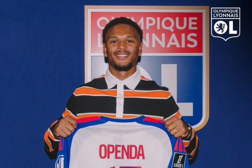 Juventus Resmi Lepas Lois Openda ke Lyon dengan Status Pinjaman