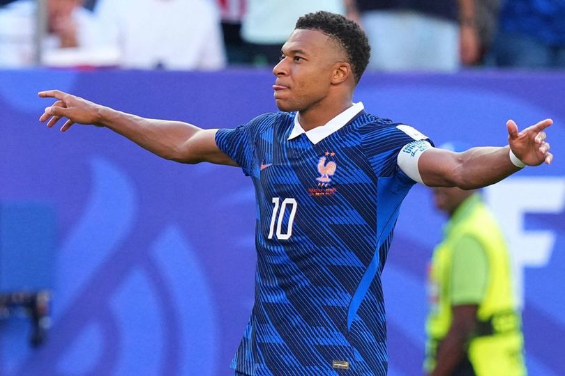 Kejar Sepatu Emas, Kylian Mbappe Siap Tampil di Laga Prancis vs Inggris Kejar Sepatu Emas, Kylian Mbappe Siap Tampil di Laga Prancis vs Inggris