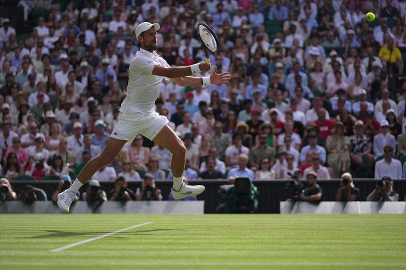 Novak Djokovic Pecahkan Rekor Roger Federer, Tiket Perempat Final Wimbledon di Tangan Novak Djokovic Pecahkan Rekor Roger Federer, Tiket Perempat Final Wimbledon di Tangan