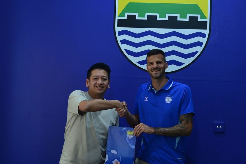 Jelang Piala Presiden 2026, Persib Ikat Legiun Asingnya dengan Kontrak Baru Jelang Piala Presiden 2026, Persib Ikat Legiun Asingnya dengan Kontrak Baru