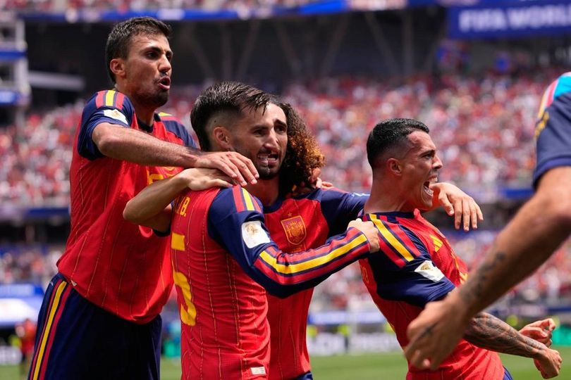 Rapor Pemain Spanyol vs Austria: Oyarzabal Menggila, Cucurella Impresif