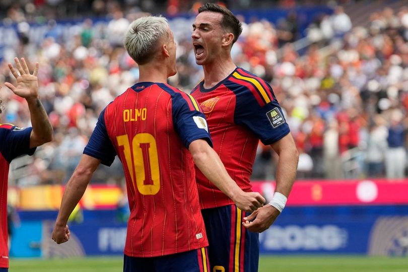 Jadi Starter dan Cetak Gol, Fabian Ruiz Dedikasikan Gol ke Gawang Belgia untuk Sang Anak! Jadi Starter dan Cetak Gol, Fabian Ruiz Dedikasikan Gol ke Gawang Belgia untuk Sang Anak!