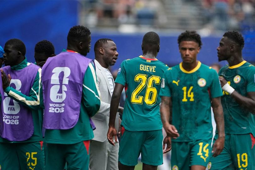 Pape Thiaw dan Timnas Senegal Resmi Berpisah Pape Thiaw dan Timnas Senegal Resmi Berpisah