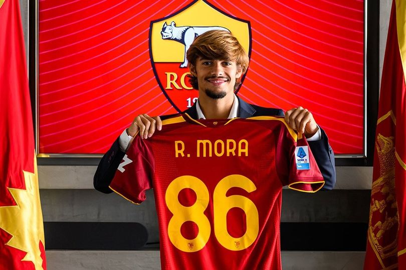 AS Roma Cetak Sejarah Unik Usai Rodrigo Mora Kenakan Nomor 86 AS Roma Cetak Sejarah Unik Usai Rodrigo Mora Kenakan Nomor 86
