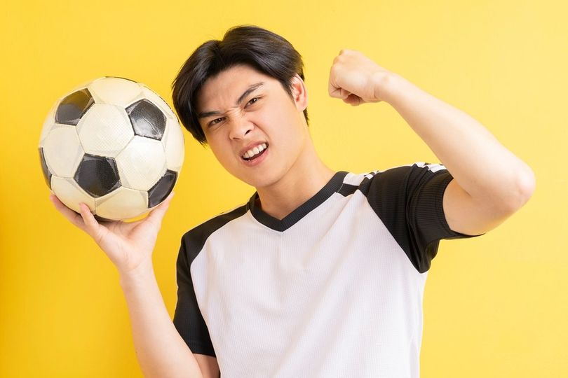 Full-Time, Saatnya Balik Fresh! Ini Grooming Simpel Buat Cowok yang Hobi Main Bola Full-Time, Saatnya Balik Fresh! Ini Grooming Simpel Buat Cowok yang Hobi Main Bola