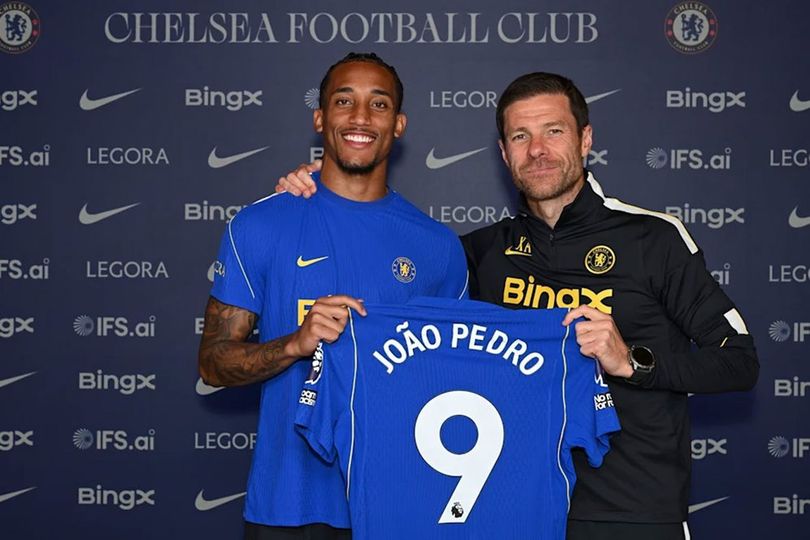 Barcelona Gigit Jari, Joao Pedro Resmi Teken Kontrak Baru di Chelsea Barcelona Gigit Jari, Joao Pedro Resmi Teken Kontrak Baru di Chelsea