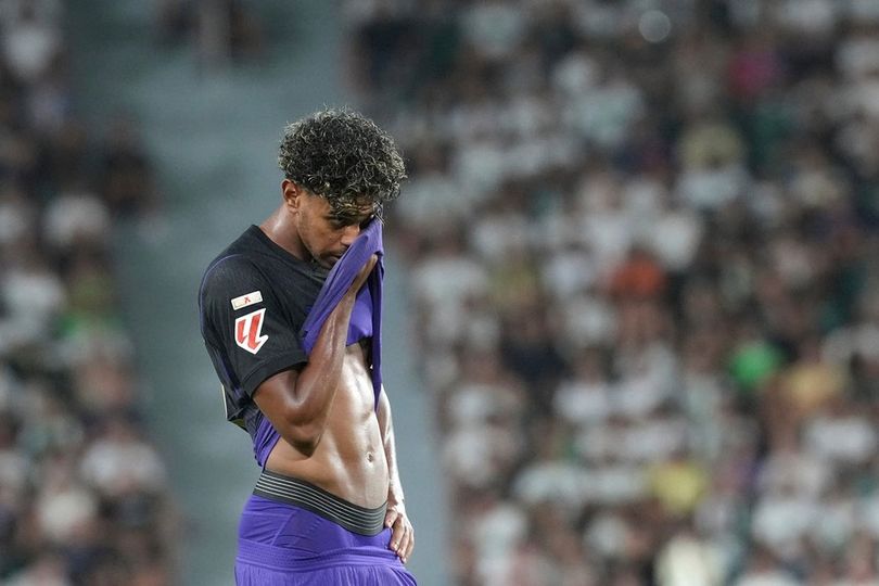 Ada Tangis Lamine Yamal di Balik Kemenangan 5-0 Barcelona atas Elche Ada Tangis Lamine Yamal di Balik Kemenangan 5-0 Barcelona atas Elche