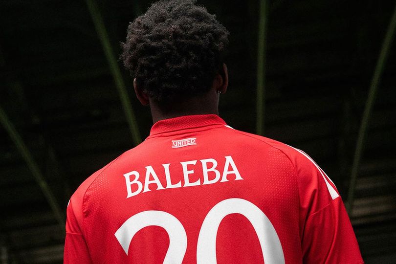 Manchester United dan Sebuah Pelajaran Tentang Kesabaran dari Transfer Carlos Baleba Manchester United dan Sebuah Pelajaran Tentang Kesabaran dari Transfer Carlos Baleba