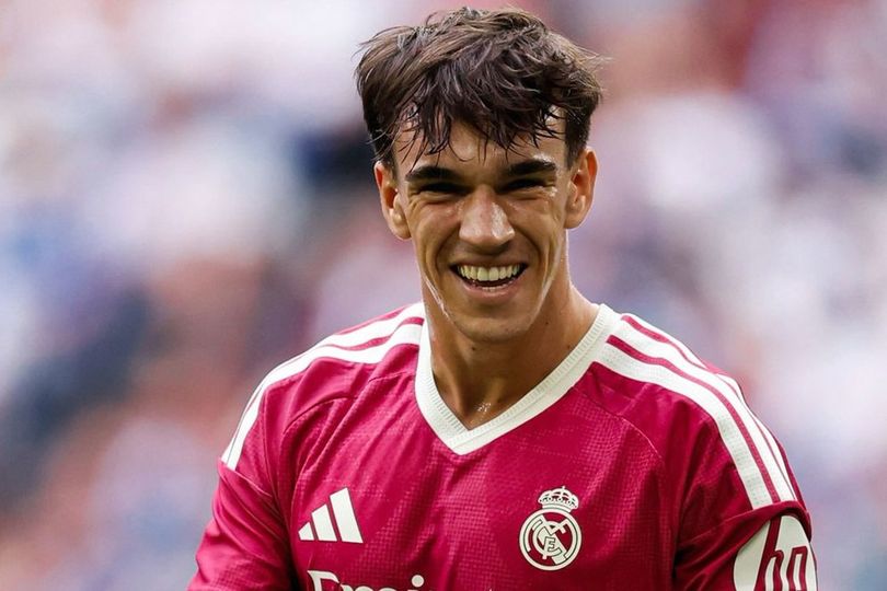 Carlos Espi, 2 Gol dari 5 Tembakan Carlos Espi, 2 Gol dari 5 Tembakan
