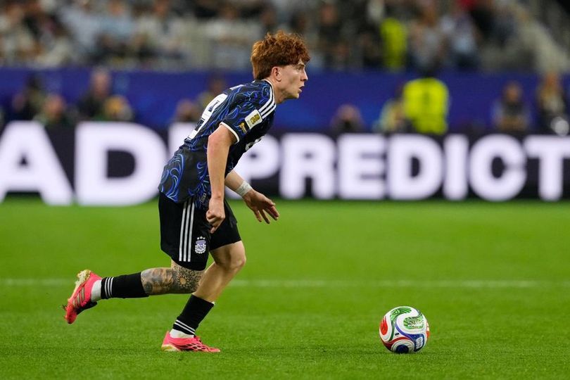 Rekrutan Baru Chelsea Ternyata Pernah Ditampar Jude Bellingham di Piala Dunia 2026 Rekrutan Baru Chelsea Ternyata Pernah Ditampar Jude Bellingham di Piala Dunia 2026