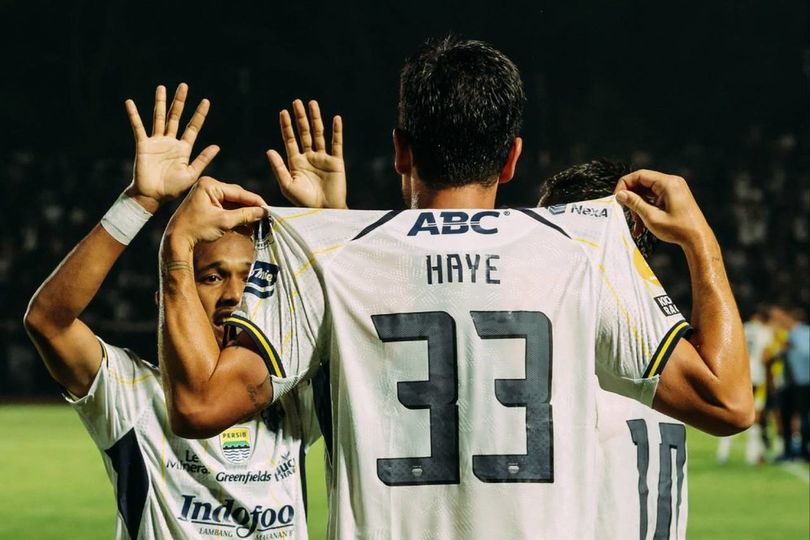 Hasil BRI Super League: Sempat Tertinggal, Persib Bandung Berbalik Menang atas Persijap Jepara Hasil BRI Super League: Sempat Tertinggal, Persib Bandung Berbalik Menang atas Persijap Jepara
