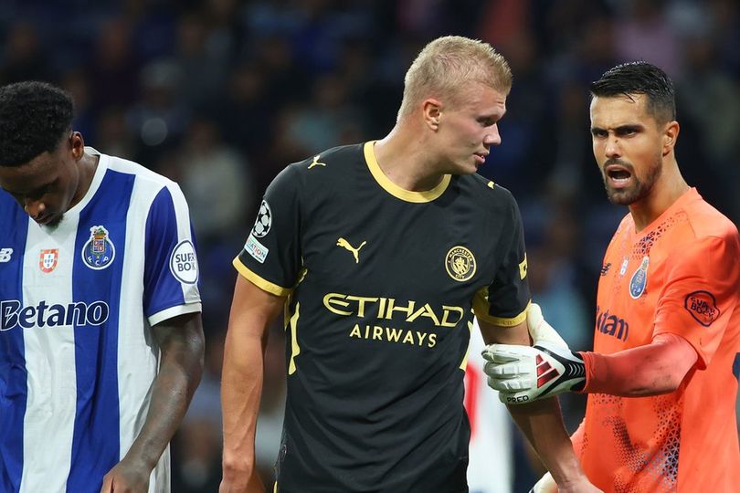Porto Beruntung Punya Diogo Costa, Tahan Gempuran Man City dan Cuma Kalah 0-2 Porto Beruntung Punya Diogo Costa, Tahan Gempuran Man City dan Cuma Kalah 0-2