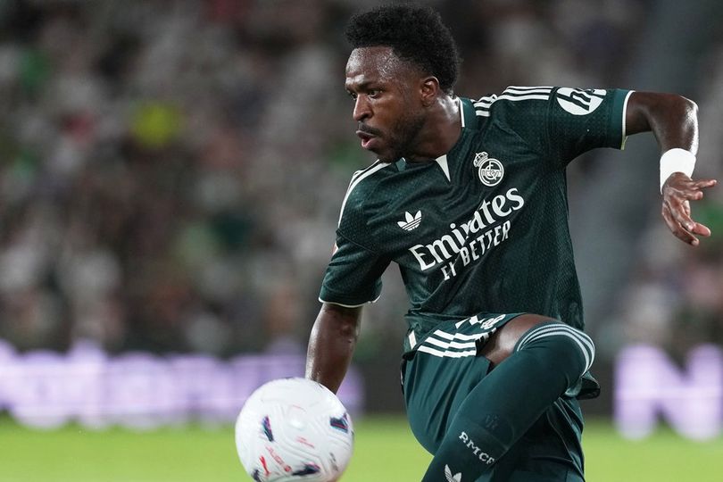 Vinicius Junior vs Elche: Buruk, Sangat Buruk! Vinicius Junior vs Elche: Buruk, Sangat Buruk!