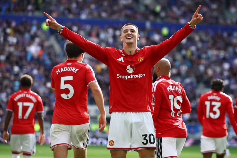 Cetak Gol Tapi MU Gagal Menang, Perasaan Benjamin Sesko Campur Aduk Cetak Gol Tapi MU Gagal Menang, Perasaan Benjamin Sesko Campur Aduk