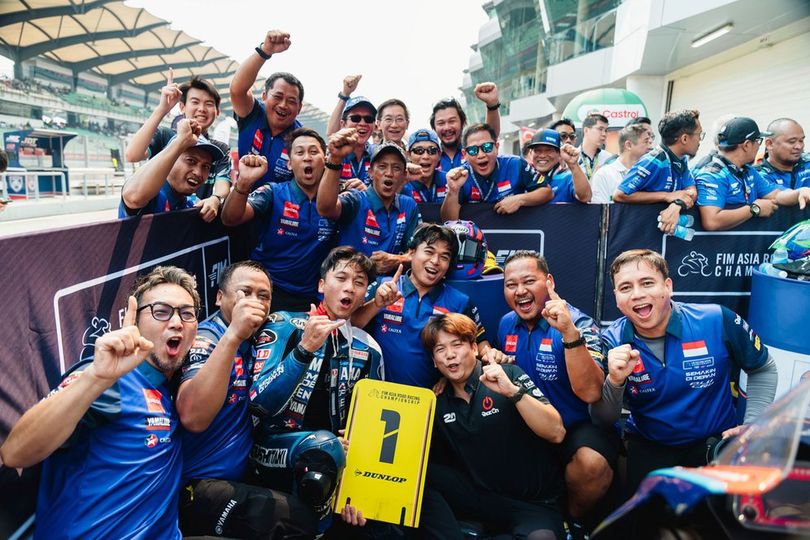 Yamaha Racing Indonesia Cetak Dua Kemenangan Beruntun di ARRC, Wahyu Nugroho dan Fadhil Musyavi Bersinar di Sepang Yamaha Racing Indonesia Cetak Dua Kemenangan Beruntun di ARRC, Wahyu Nugroho dan Fadhil Musyavi Bersinar di Sepang