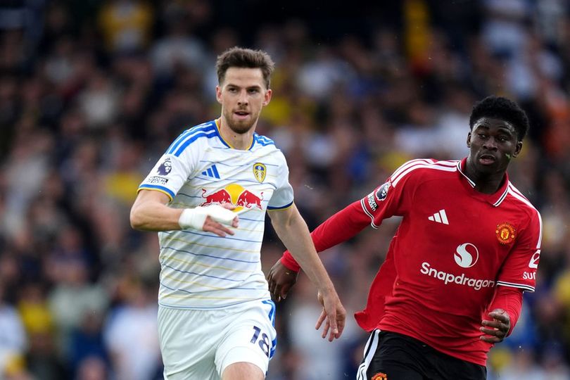Manchester United Ditahan Imbang Leeds United, Begini Kilah Michael Carrick Manchester United Ditahan Imbang Leeds United, Begini Kilah Michael Carrick