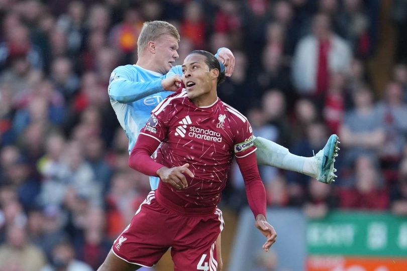 Virgil van Dijk Akui Kartu Merah Ryan Gravenberch Ubah Jalannya Laga Liverpool vs Man City Virgil van Dijk Akui Kartu Merah Ryan Gravenberch Ubah Jalannya Laga Liverpool vs Man City