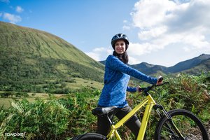 16 Manfaat Olahraga Bersepeda di Pagi Hari bagi Wanita dan Diet | Diadona.id