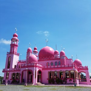 Indah Banget Masjid Pink Dimaukom Yang Jadi Simbol Cinta Harmoni Dan Keberagaman Di Filipina Diadona Id