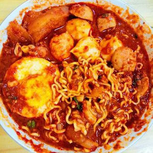 8 Resep Cara Membuat Seblak Mie Instan Pedas Goreng Basah Dengan Kerupuk Dan Telor Diadona Id