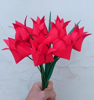 Cara membuat bunga dari kertas origami untuk anak tk