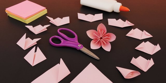 Cara Membuat Bunga Dari Kertas Origami Yang Mudah Dan Praktis Untuk Dekorasi Ruang Di Rumah Diadona Id