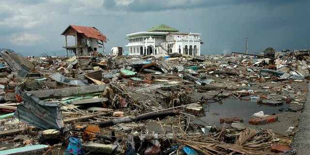 4 Tanda Tanda Tsunami Akan Terjadi Mulai Dari Gempa Sampai Surutnya Air Laut Diadona Id