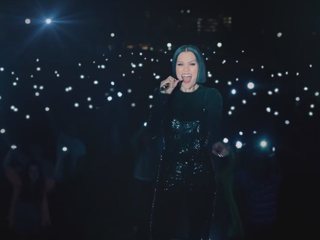 jessie j flashlight in 4shared file