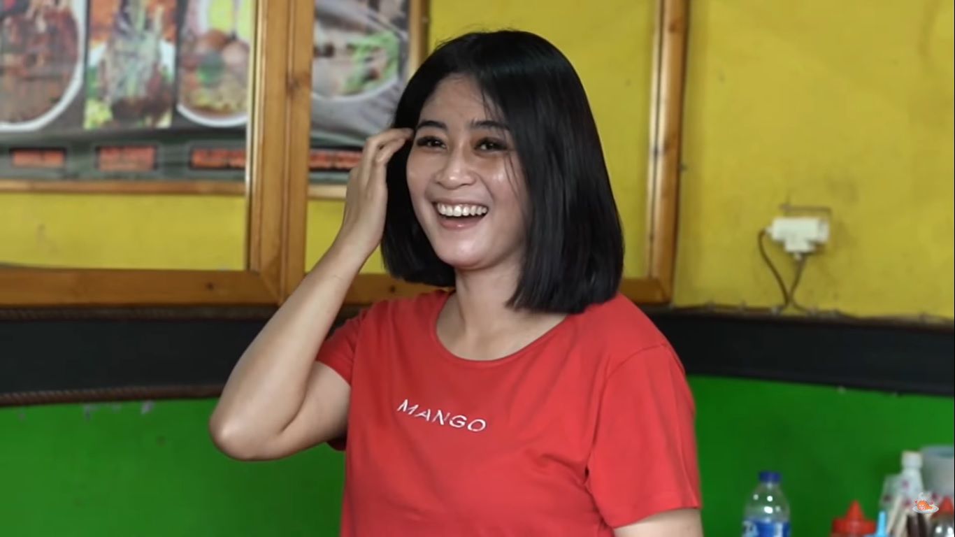 Mencicipi Mie Ayam Bakso Doa Ibu Yang Viral Di Tiktok Penjualnya