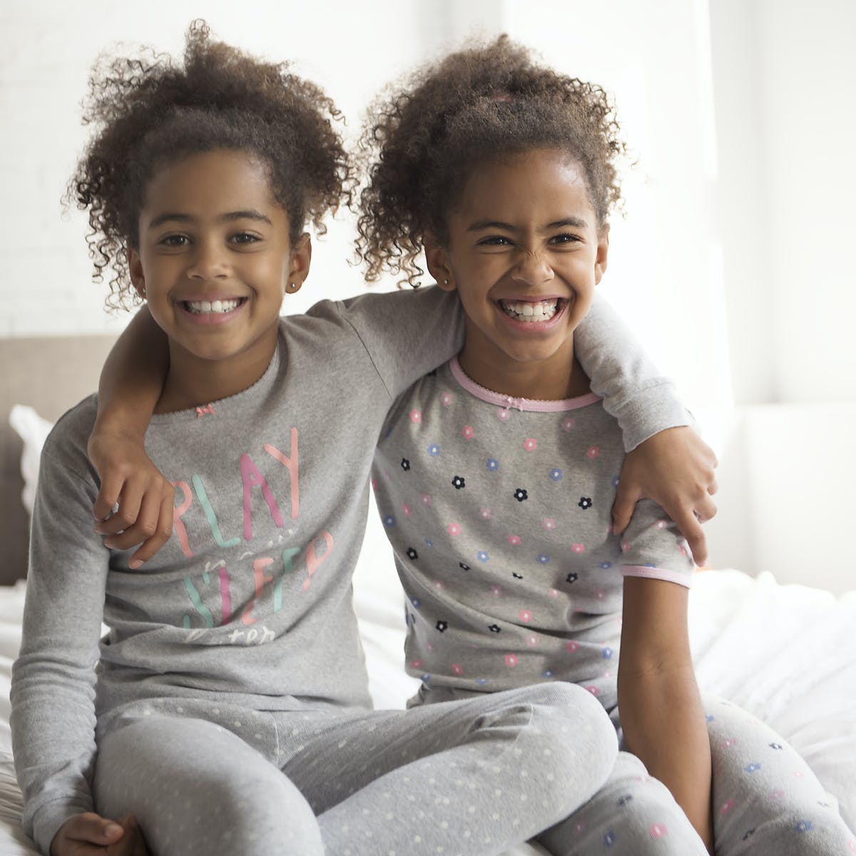 Anak Kembar Identik Ternyata Bisa Lebih Panjang Umur Dari Yang