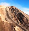 Penampakan mirip naga di lereng Gunung Semeru pasca erupsi.