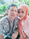 Cerita viral wanita Semarang menikahi bule Amerika yang liburan di Jepara.
