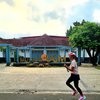 12 Potret Najwa Shihab Liburan ke Jogja, Jogging di UGM sampai Diskusi Bareng Pemuda