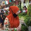 Potret 5 Istri Presentar Saat Belanja di Pasar Tradisional, Outfit Lesty Kejora Jadi Sorotan!