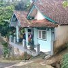 8 Potret Rumah Seleb di Jawa Barat, Semua Sederhana, Ada Gubuk Hingga Berdinding Bata!