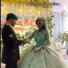 Viral Pernikahan Pasangan Beda Usia, Suami Sudah Jadi Tentara Saat Istri Masih Kelas 5 SD!