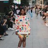 Potret Bonge dan Seleb Citayam Fashion Week Catwalk Beneran, Aksinya Nggak Kalah Keren dari Model Profesional!