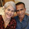 Potret Irma Hutabarat Ajak Ibu dan Kekasih Brigadir J ke Monas, Penampilan Vera Jadi Sorotan