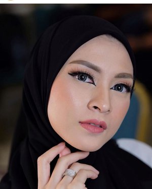 arabian makeup look